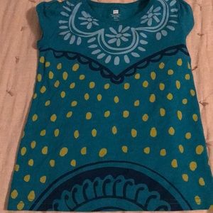 Girls Tea Collection size 8 short sleeve shirt.